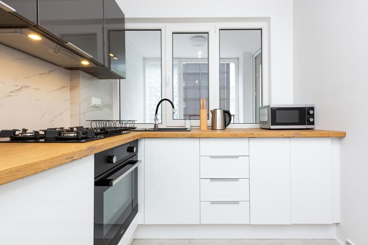 Studio City Center Zlota Street By Renters 바르샤바 외부 사진