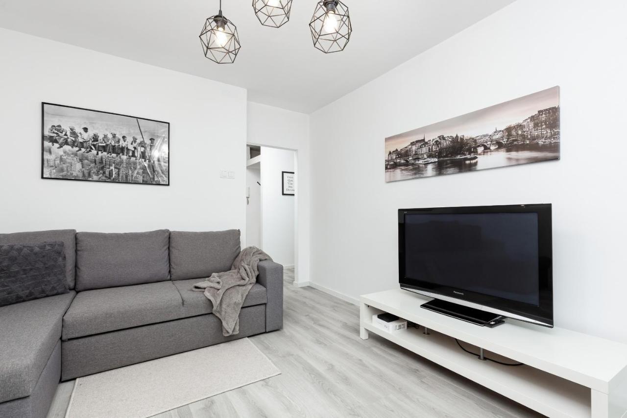 Studio City Center Zlota Street By Renters 바르샤바 외부 사진